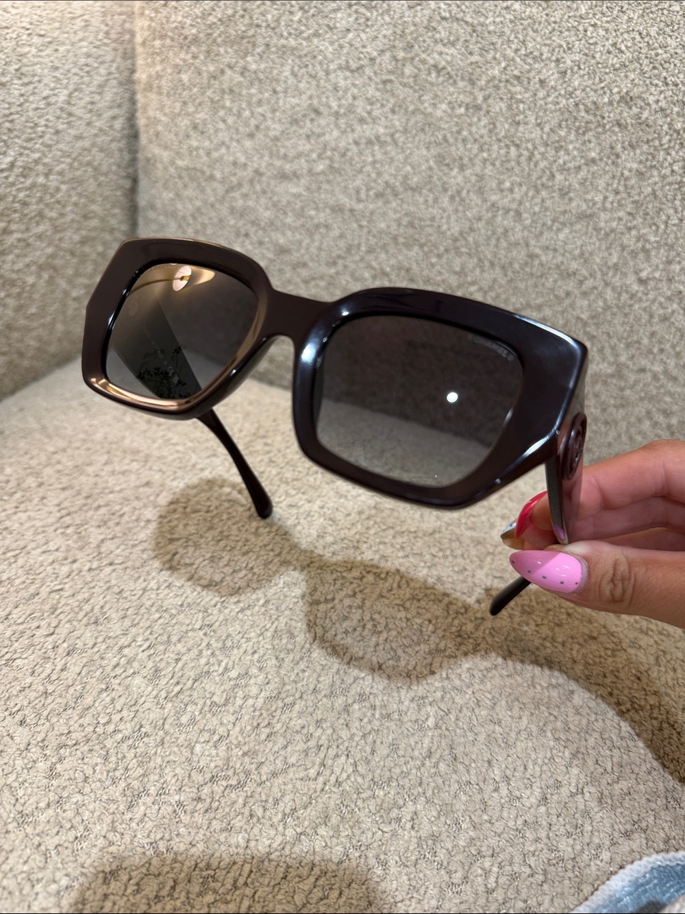 Chanel 5506-a deep burgundy Oversized Square Sunglasses in Black - Picture 3 of 7